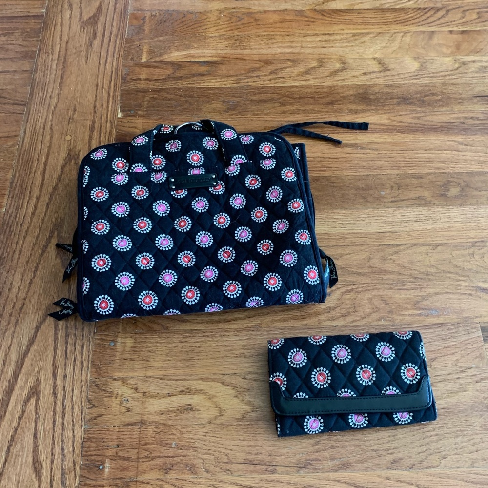 Vera Bradley Hanging Travel Toiletry Bag Matching Walet